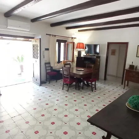 Villa Con Piscina Privata Fronte Santa Marinella