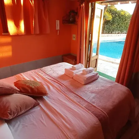 Con Piscina Privata Fronte Villa Santa Marinella